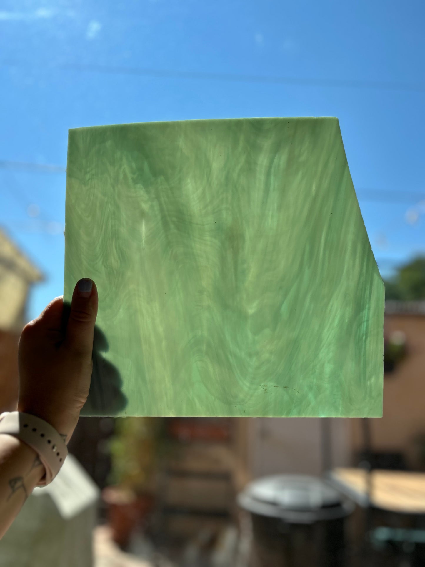 Green Wispy Opal Spectrum