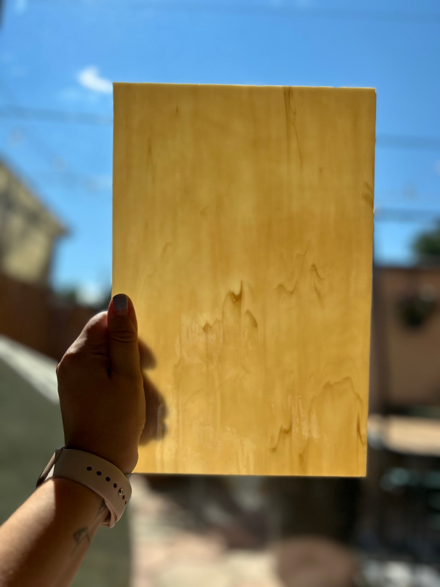 Light Amber/Brown Spectrum