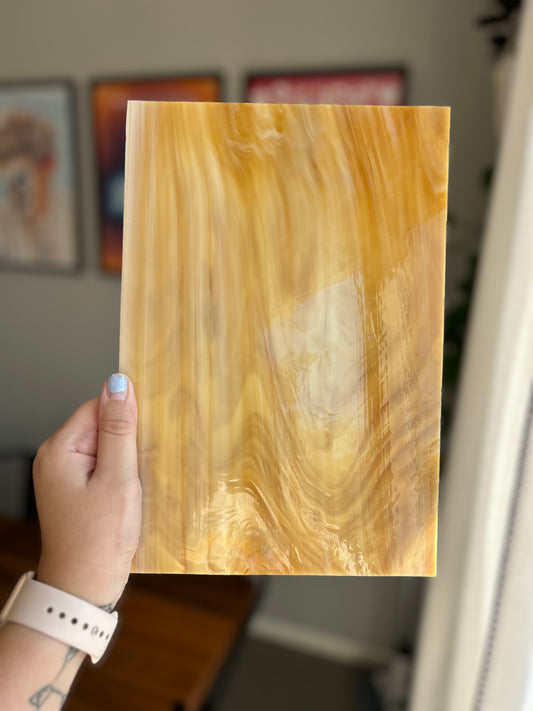 Medium Amber Spectrum